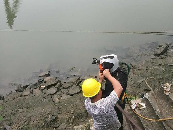 梅州市打捞队水下施工-水beat365官方网站下堵漏工程公司(图1)